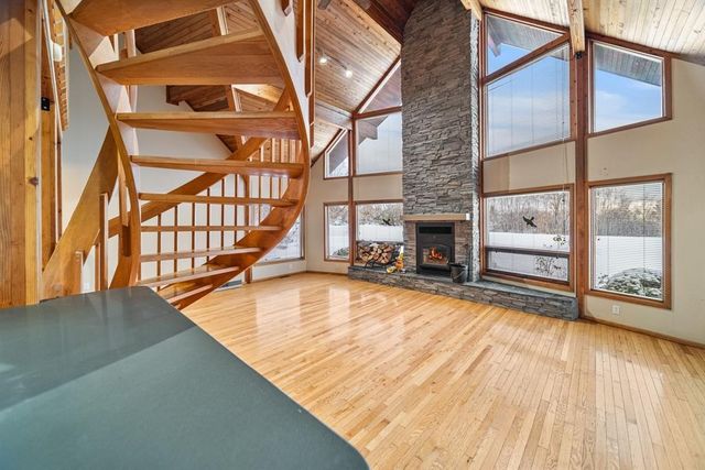 11837 CEDAR MILL Road, North East, PA 16428