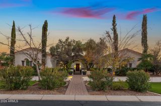 2923 E FRUITVALE Avenue, Gilbert, AZ 85297