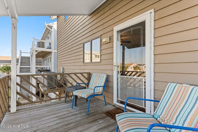 552 Ocean Boulevard W, Supply, NC 28462