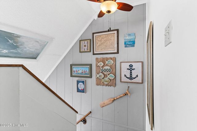 552 Ocean Boulevard W, Supply, NC 28462