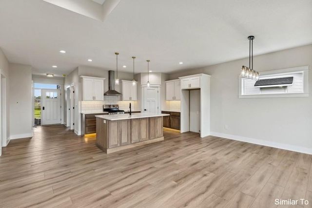 2106 Ketelsen Drive, Ames, IA 50010