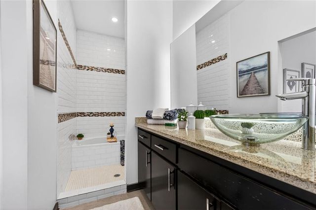 972 Dekalb NE Avenue 203, Atlanta, GA 30307