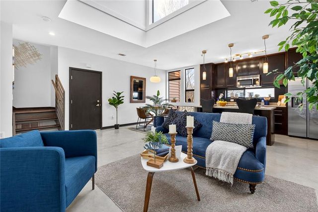 972 Dekalb NE Avenue 203, Atlanta, GA 30307