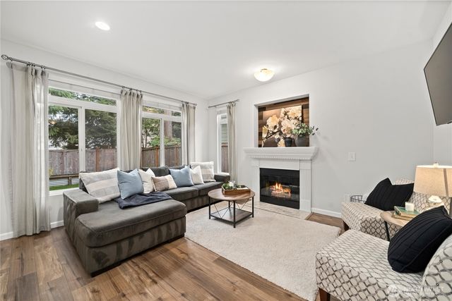 22754 SE 242nd Street, Maple Valley, WA 98038