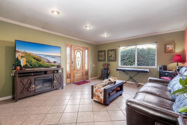 78 Sherwood Street, Chula Vista, CA 91911