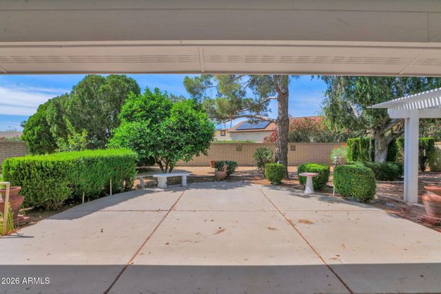 14623 W TRADING POST Drive, Sun City West, AZ 85375