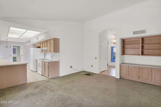 14623 W TRADING POST Drive, Sun City West, AZ 85375