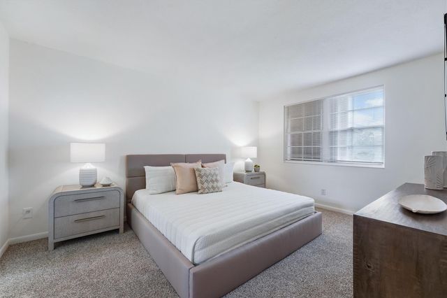 5916 Woodland Point Place, Tamarac, FL 33319