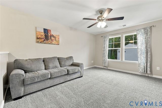 8801 Elkview Ct, North Chesterfield, VA 23236