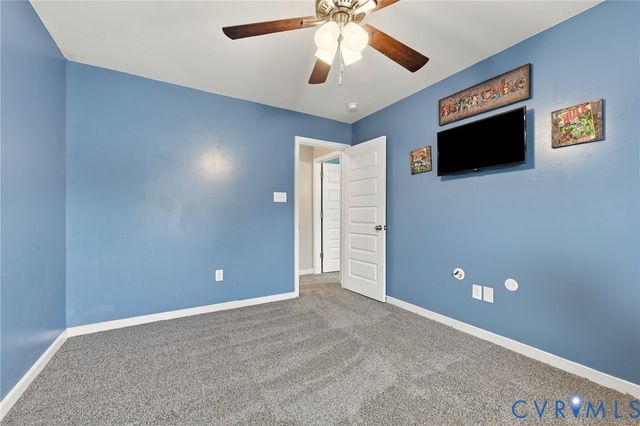 8801 Elkview Ct, North Chesterfield, VA 23236
