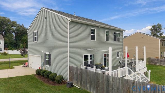 8801 Elkview Ct, North Chesterfield, VA 23236