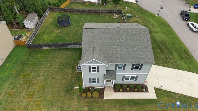 8801 Elkview Ct, North Chesterfield, VA 23236