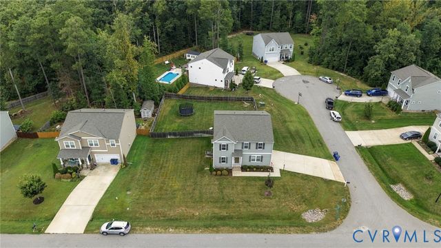 8801 Elkview Ct, North Chesterfield, VA 23236