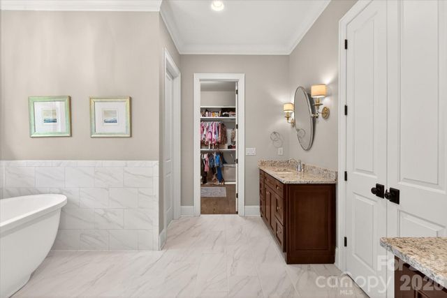 9004 Sunday Silence Drive, Waxhaw, NC 28173