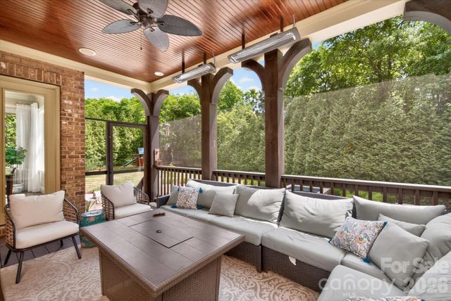 9004 Sunday Silence Drive, Waxhaw, NC 28173