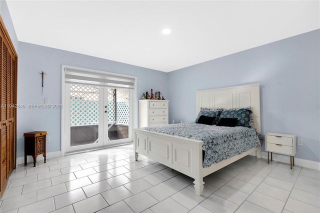 1142 SW 138th Ct, Miami, FL 33184