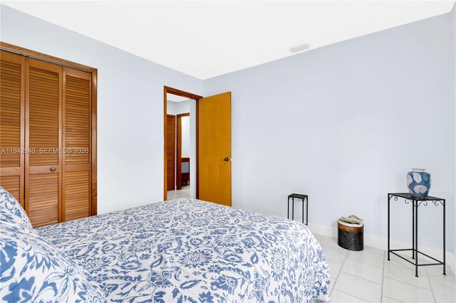 1142 SW 138th Ct, Miami, FL 33184