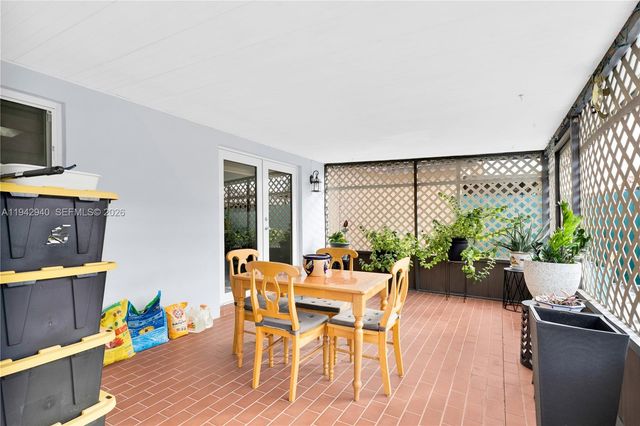 1142 SW 138th Ct, Miami, FL 33184