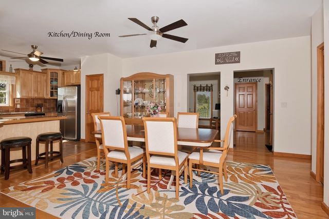 402 SCHOOL RD, Lincoln University, PA 19352