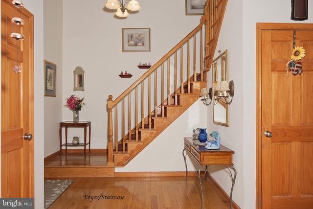 402 SCHOOL RD, Lincoln University, PA 19352