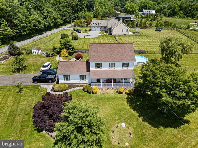 402 SCHOOL RD, Lincoln University, PA 19352