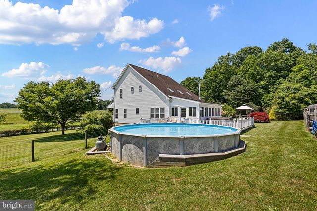 402 SCHOOL RD, Lincoln University, PA 19352