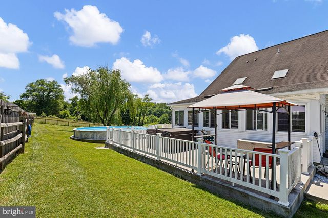 402 SCHOOL RD, Lincoln University, PA 19352