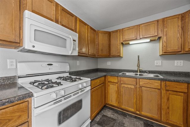 5635 Cornell Street SW, Cedar Rapids, IA 52404