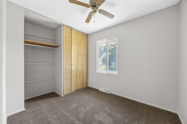 5635 Cornell Street SW, Cedar Rapids, IA 52404