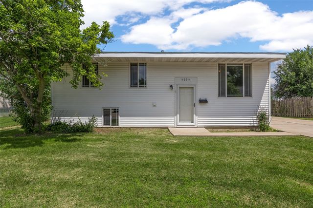 5635 Cornell Street SW, Cedar Rapids, IA 52404