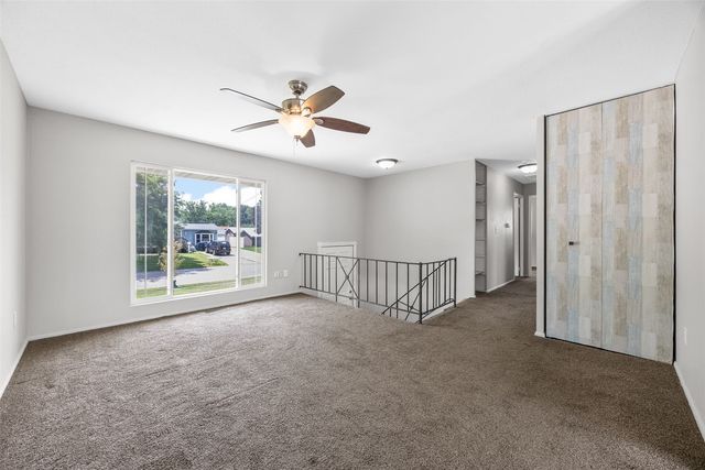 5635 Cornell Street SW, Cedar Rapids, IA 52404