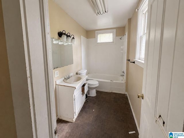 2529 20TH STREET, Birmingham, AL 35208