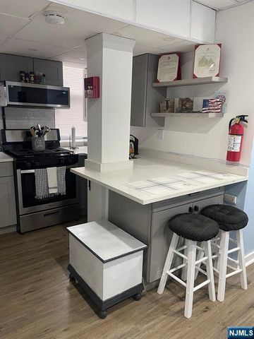 303 Hamilton Avenue Bas 1, Hackensack, NJ 07601