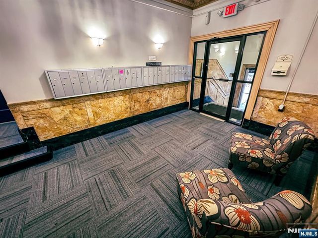 303 Hamilton Avenue Bas 1, Hackensack, NJ 07601