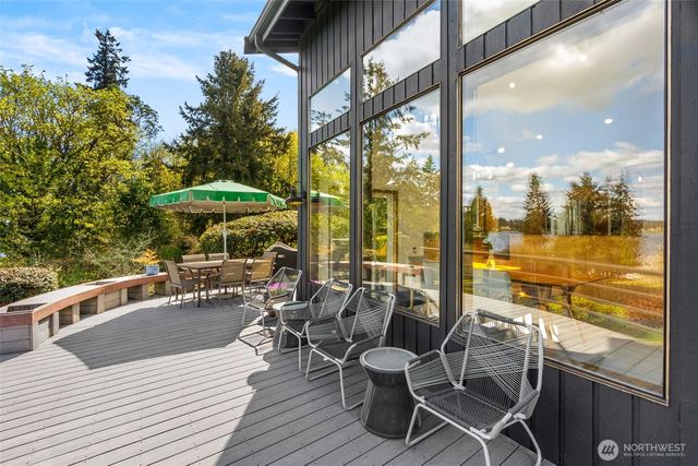 7746 Manzanita Drive NW, Olympia, WA 98502