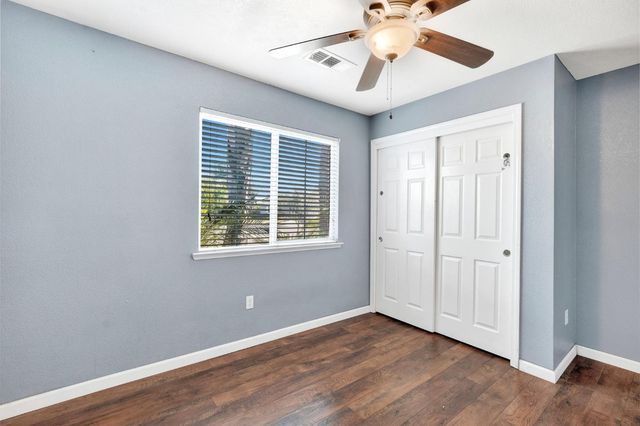 1350 E Jefferson Court, Reedley, CA 93654