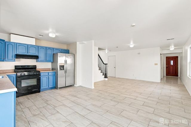 14 Somerset Street, Carteret, NJ 07008