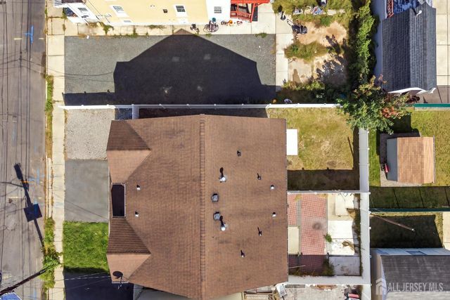 14 Somerset Street, Carteret, NJ 07008