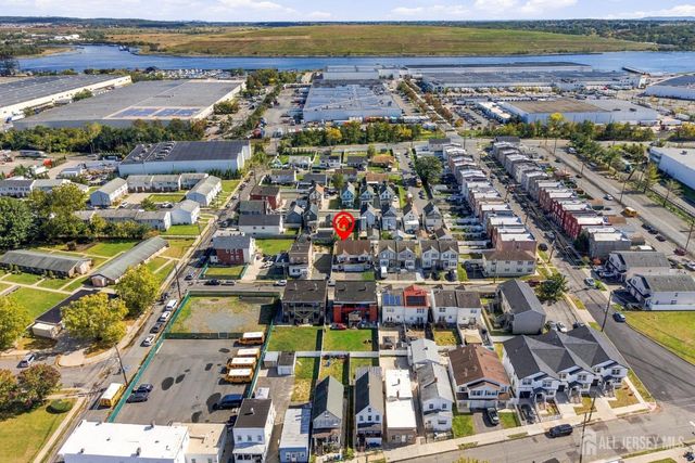 14 Somerset Street, Carteret, NJ 07008