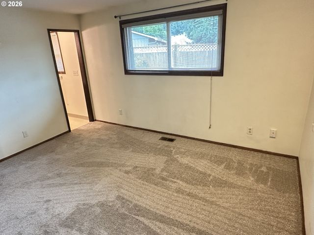 9150 Sw APACHE Dr, Tualatin, OR 97062