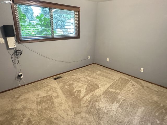 9150 Sw APACHE Dr, Tualatin, OR 97062
