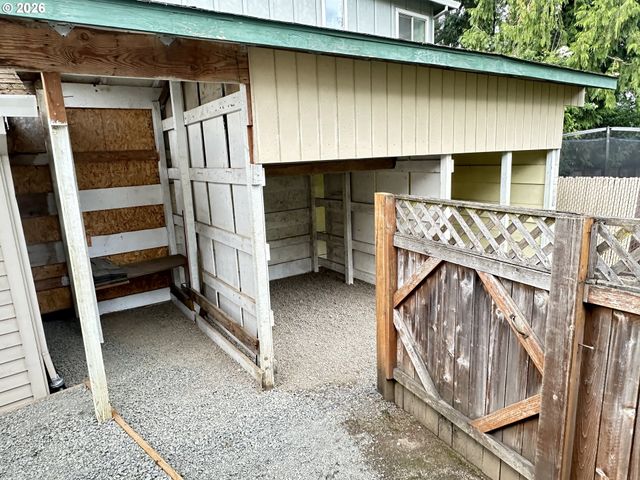 9150 Sw APACHE Dr, Tualatin, OR 97062