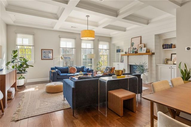 2504 Skyland NE Drive 18, Brookhaven, GA 30319