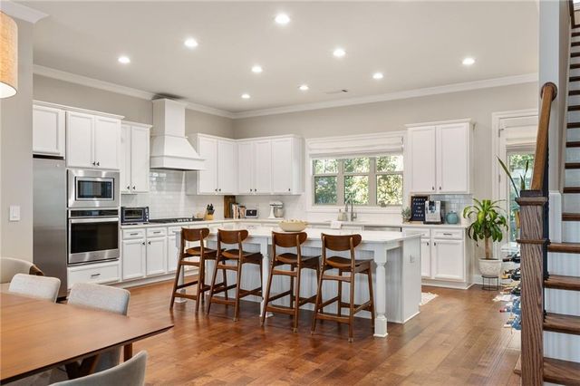 2504 Skyland NE Drive 18, Brookhaven, GA 30319