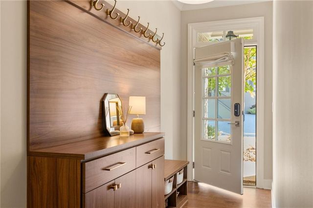 2504 Skyland NE Drive 18, Brookhaven, GA 30319