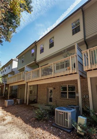 2504 Skyland NE Drive 18, Brookhaven, GA 30319