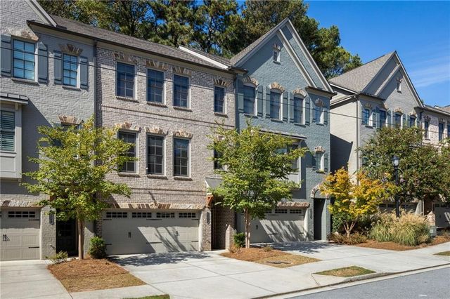 2504 Skyland NE Drive 18, Brookhaven, GA 30319