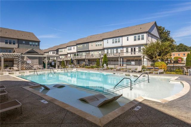 2504 Skyland NE Drive 18, Brookhaven, GA 30319