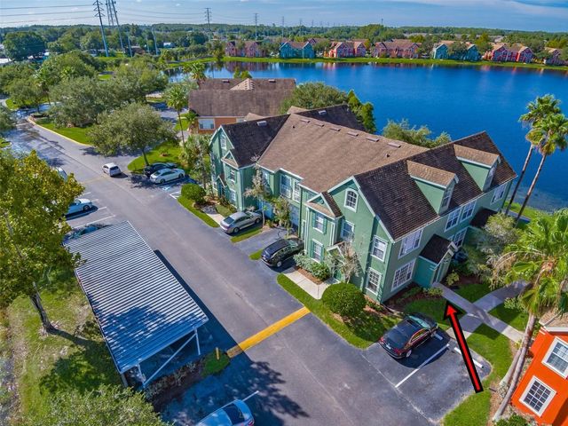 9028 LAKE CHASE ISLAND WAY, Tampa, FL 33626