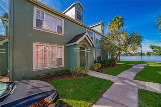 9028 LAKE CHASE ISLAND WAY, Tampa, FL 33626